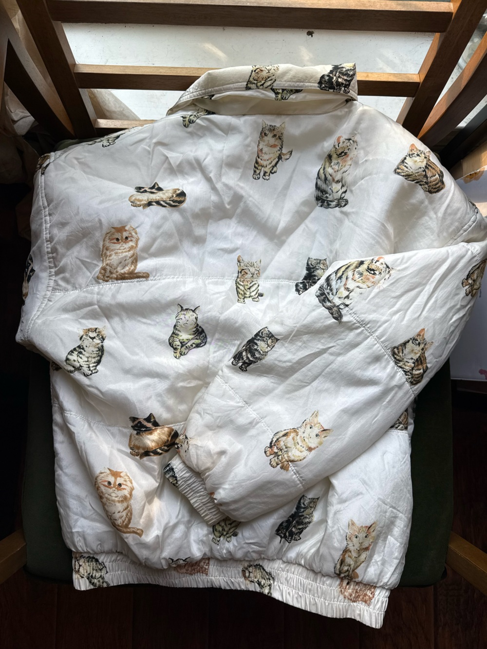 Coaco Silk Cat Pattern Bomber White Jacket , Size L, EUC - Picture 6 of 6
